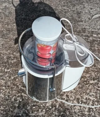 Centrifuga Frutta Mai Usata