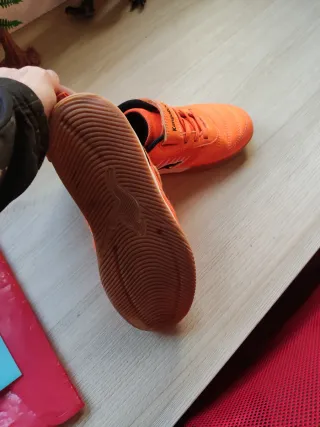 Zapatillas KangaROOS Naranja y Negro