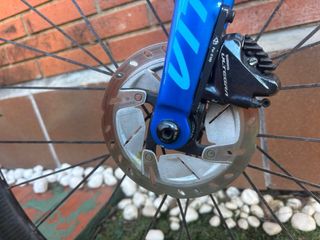 Bicicleta carretera Vitoria Azul Carbono