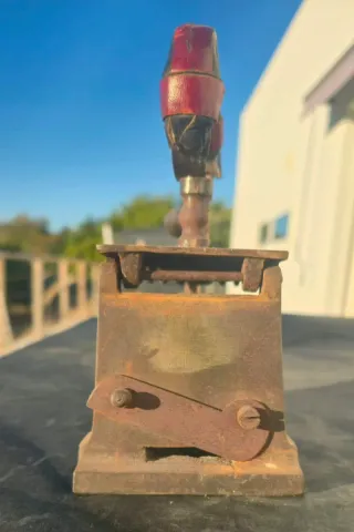 Plancha Antigua de Carbón