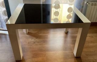 Mesa de comedor y mesa de centro