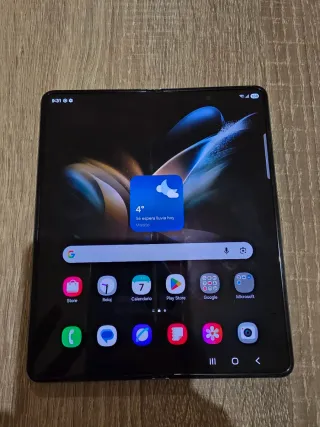 Samsung Galaxy Z Fold4
