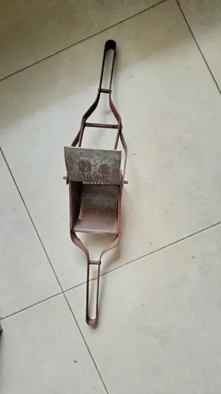 Prensa manual de hierro