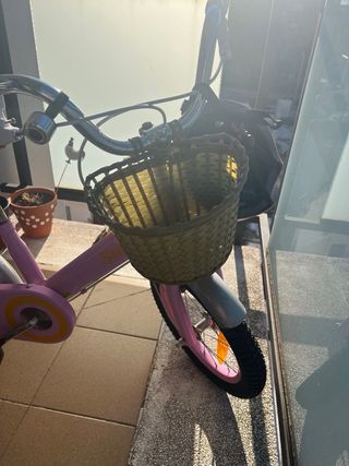 Bicicleta infantil, poco uso. Precio nueva 150€