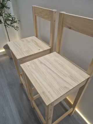 2 Taburetes Madera Maciza