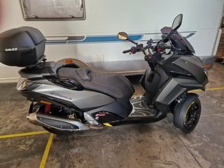 Peugeot 400 Triciclo