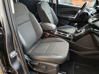 Ford Kuga 2.0 tdci, 150cv, navegador, xenon, 6 vel