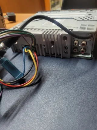 Alpine CDE-114 BTi Autoradio USB AUX Bluetooth