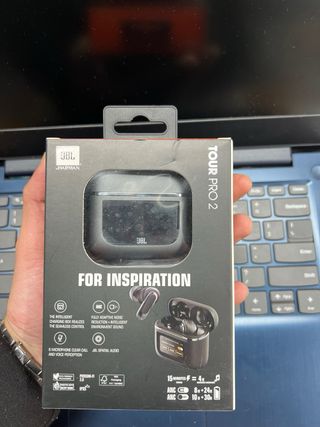 Auriculares JBL Tour Pro 2