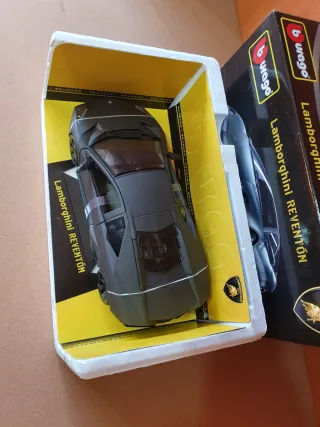 Lamborghini Reventón Bburago  scala da 1/18