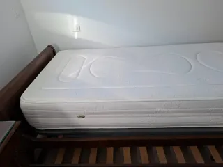 Cama nido madera + mesilla