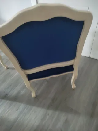2 Sillones de terciopelo azul y madera