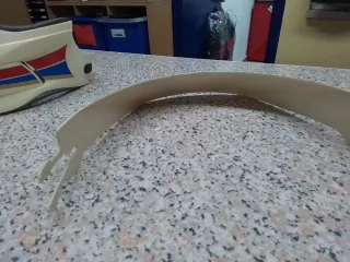 Visera y mentonera cross clásico