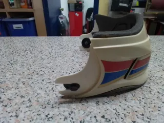 Visera y mentonera cross clásico