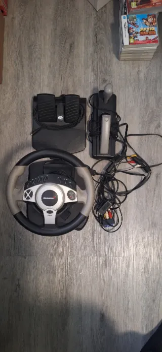 Volante McLaren PS1 con pedali e cambio