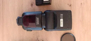 Flash Neewer con 2 receptores y 4 filtros