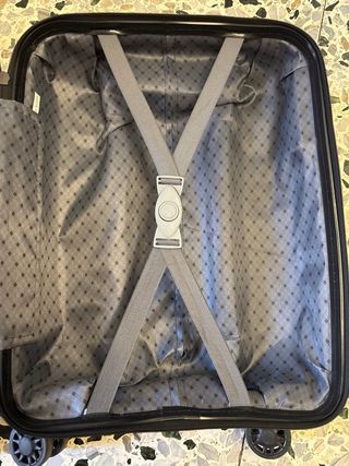 Maleta cabina rígida negra