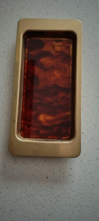 Vassoio anni 70/80 dorato in lucito tartarugata