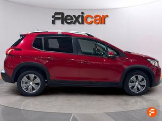 Peugeot 2008 Signature PureTech 110 S&S 6 Vel. MAN