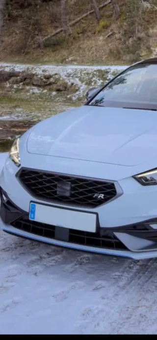 Emblema FR Parrilla Delantera