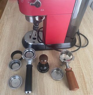 Cafetera DeLonghi EC685.R Roja