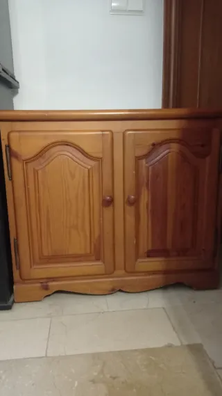 Armario pino macizo medio