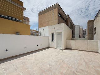 Piso en venta en Gamarra - La Trinidad en Málaga