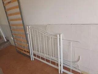 Somier d láminas sin patas y estructura cama divan