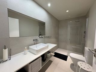 Piso en alquiler en Zona de Plaza de Barcelos en Pontevedra