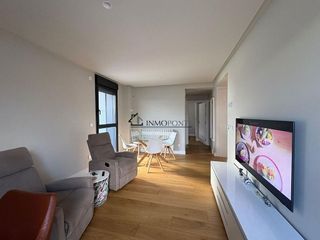 Piso en alquiler en Zona de Plaza de Barcelos en Pontevedra