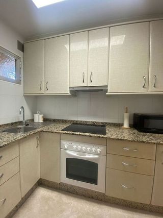 Piso en alquiler en Cabo de las Huertas en Alicante