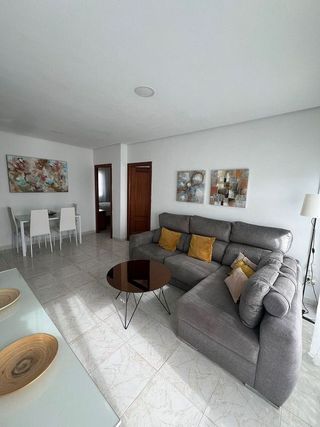 Piso en alquiler en Sector Sur  - La Palmera - Reina Mercedes en Sevilla