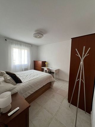 Piso en alquiler en Sector Sur  - La Palmera - Reina Mercedes en Sevilla