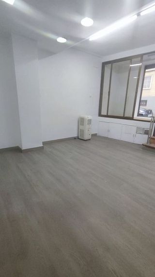 Local comercial en venta en Concepción en Madrid