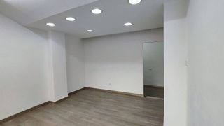 Local comercial en venta en Concepción en Madrid