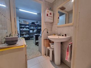 Local comercial en venta en La Guineueta en Barcelona