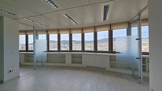 Oficina en alquiler en Les Corts en Barcelona