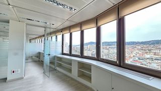 Oficina en alquiler en Les Corts en Barcelona