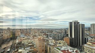 Oficina en alquiler en Les Corts en Barcelona