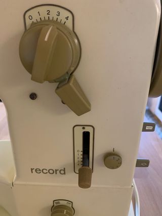 Máquina de coser Bernina 730 Record