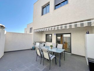 Casa adosada en venta en Adeje ciudad en Adeje