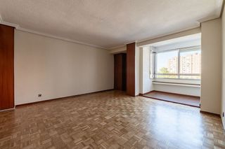 Piso en alquiler en Vinateros en Madrid