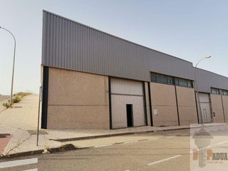 Nave industrial en venta en Campillos