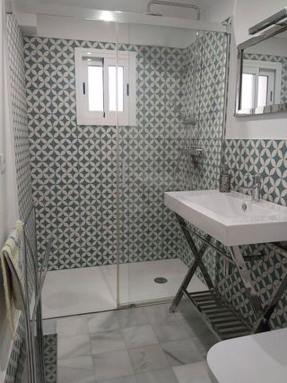 Piso en alquiler en Cruz Roja en Sevilla