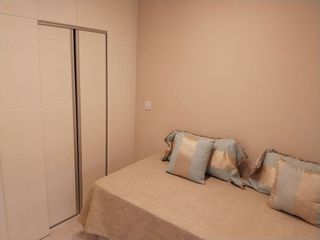 Piso en alquiler en Cruz Roja en Sevilla