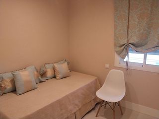 Piso en alquiler en Cruz Roja en Sevilla