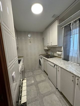 Piso en alquiler en Ambroz en Madrid