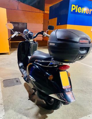 Aprilia Habana Custom 50cc Scooter Negra