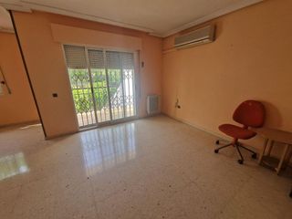 Casa adosada en venta en Santa María en Ciudad Real