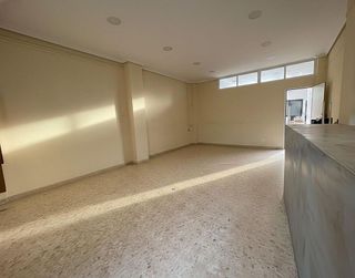 Local comercial en venta en Vista Azul - Consolación en Dos Hermanas